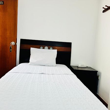 Hotel Puerto Bayovar Mala Zewnętrze zdjęcie