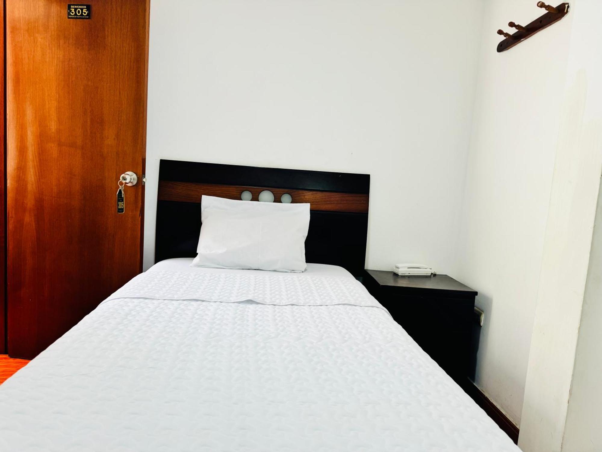 Hotel Puerto Bayovar Mala Zewnętrze zdjęcie