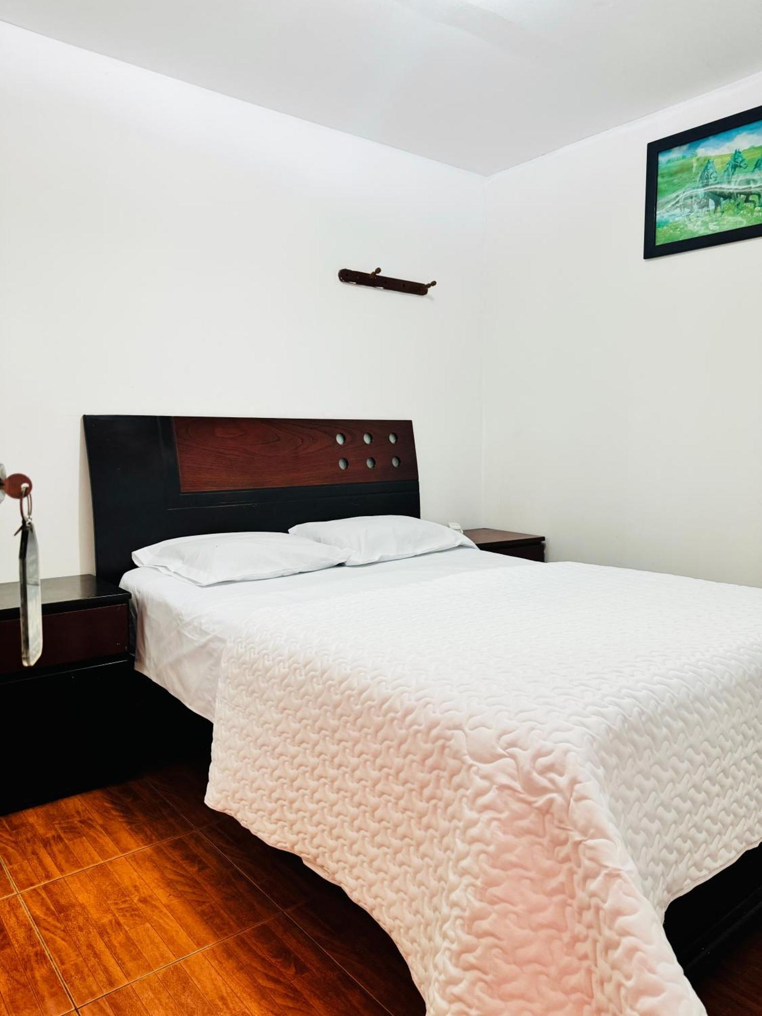 Hotel Puerto Bayovar Mala Zewnętrze zdjęcie