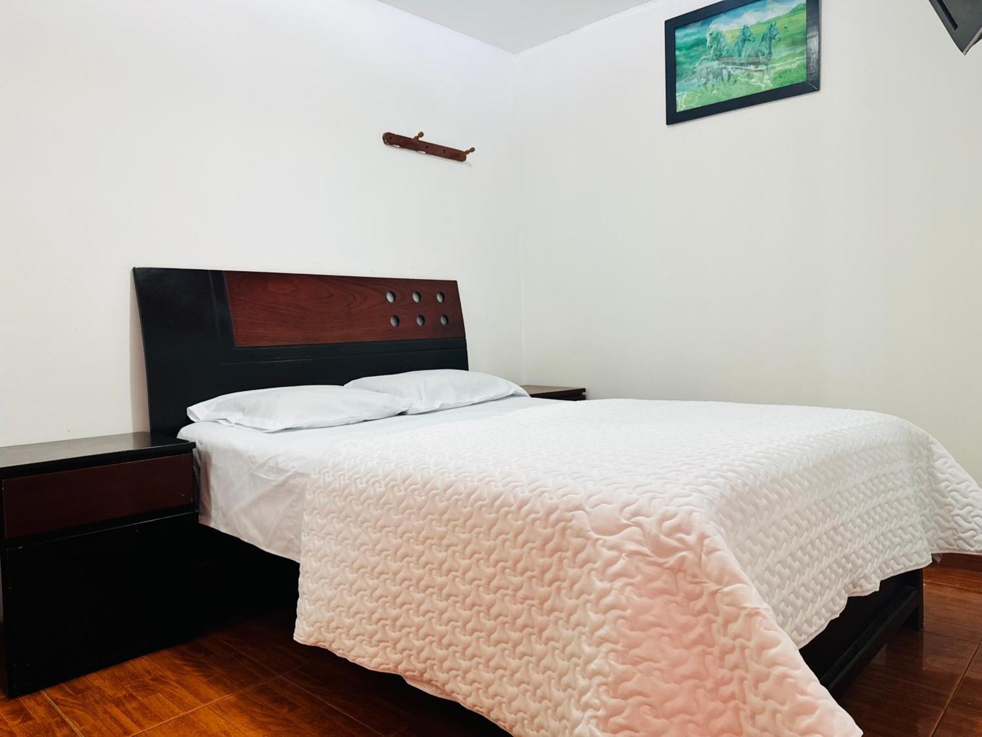 Hotel Puerto Bayovar Mala Zewnętrze zdjęcie